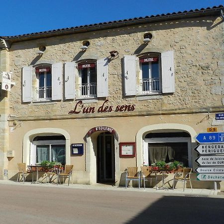 L'Un Des Sens Hotel Villefranche-de-Lonchat Exterior foto